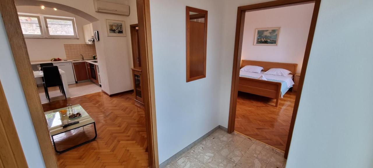 Apartments Anamarija Opatija Exterior foto